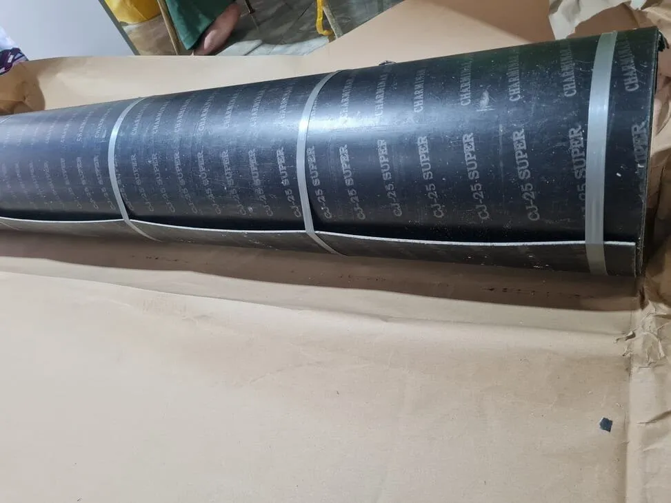 Cuộn bìa amiang lõi lưới CJ-25 SUPER màu đen