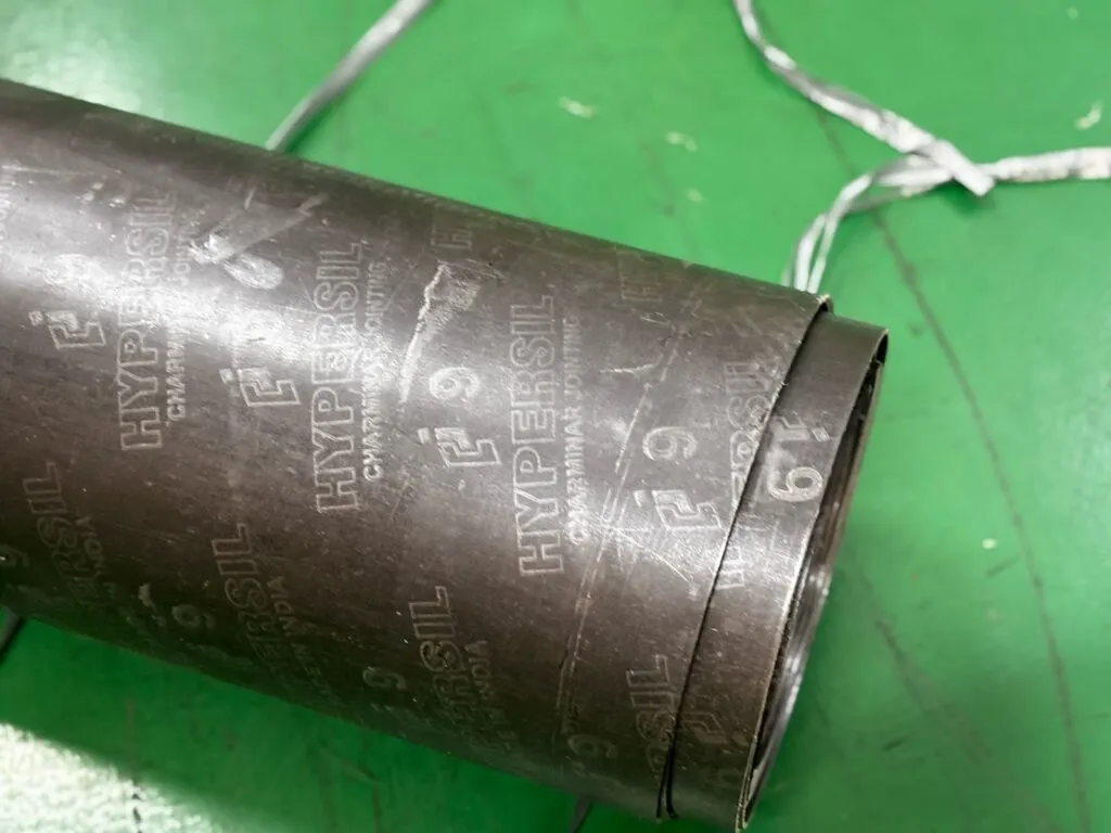 Cuộn bìa gioăng Hypersil 9 màu đen in chữ Charminar Jointing